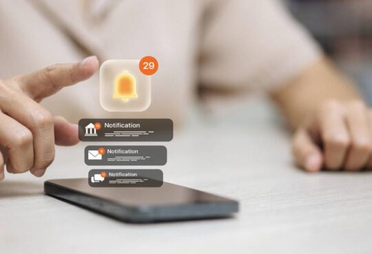 Push Notification Bell with Unread Count over Smartphone for Real-Time Alerts